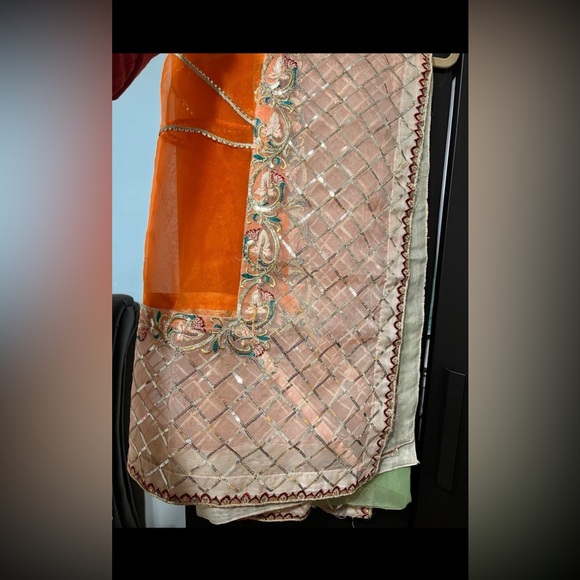 Pakistani dress by Maryum and maria - Picture 4 of 5